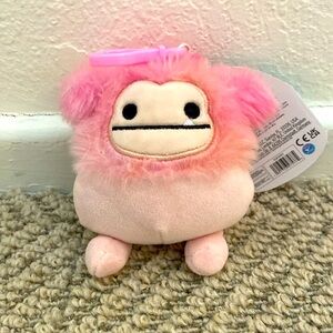 Caparinne the Bigfoot Clip Squishmallow UWT 3 Inches 💗